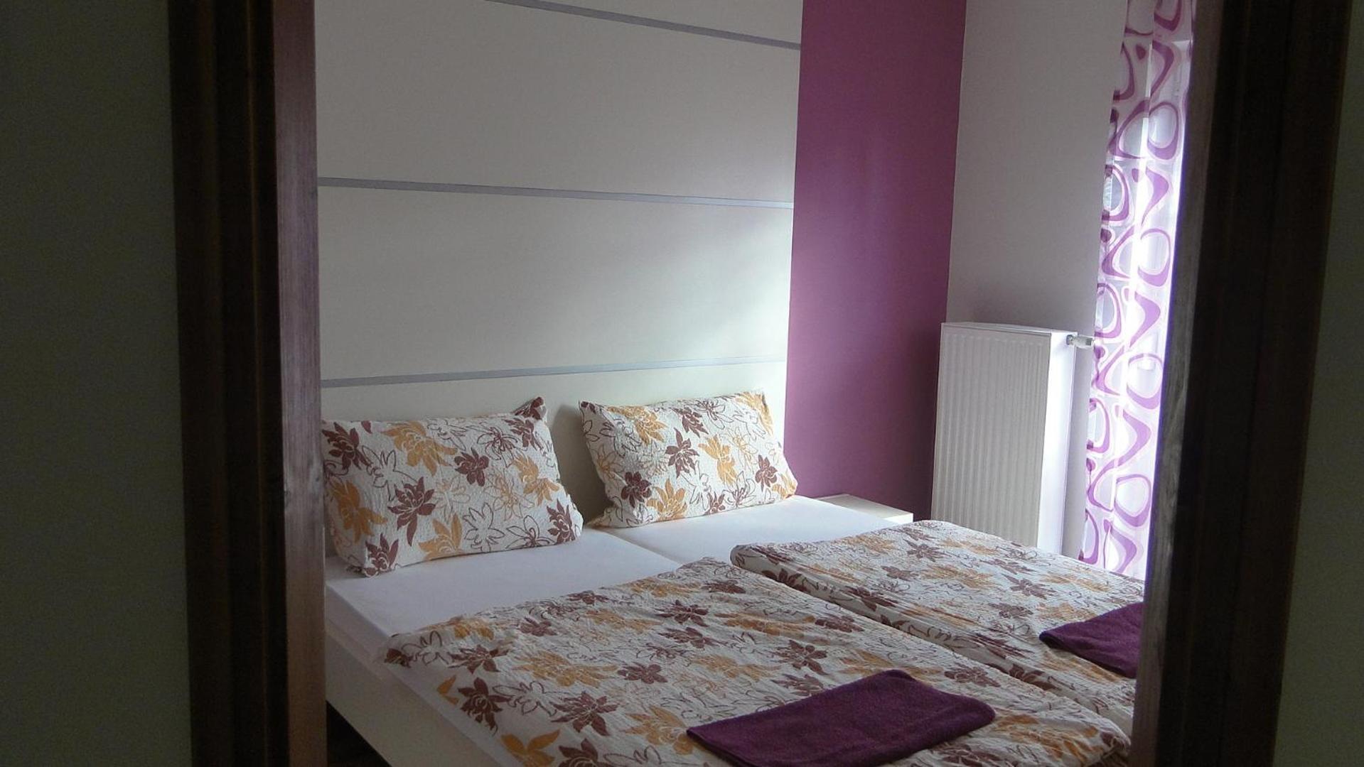 Janus Apartman Sárvár Buitenkant foto