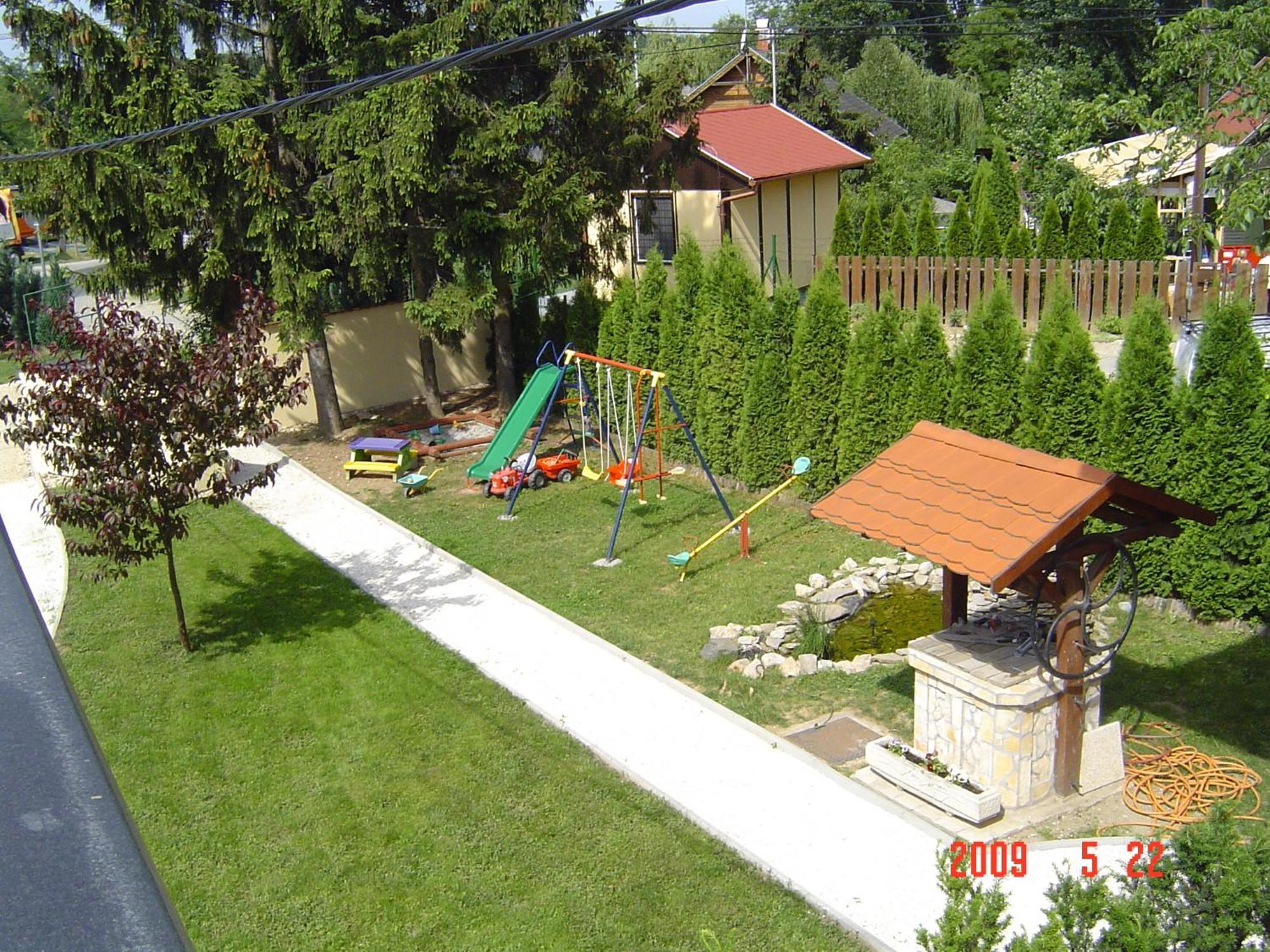 Janus Apartman Sárvár Buitenkant foto
