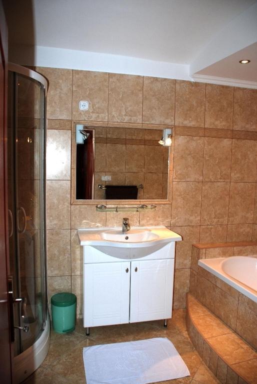 Janus Apartman Sárvár Kamer foto