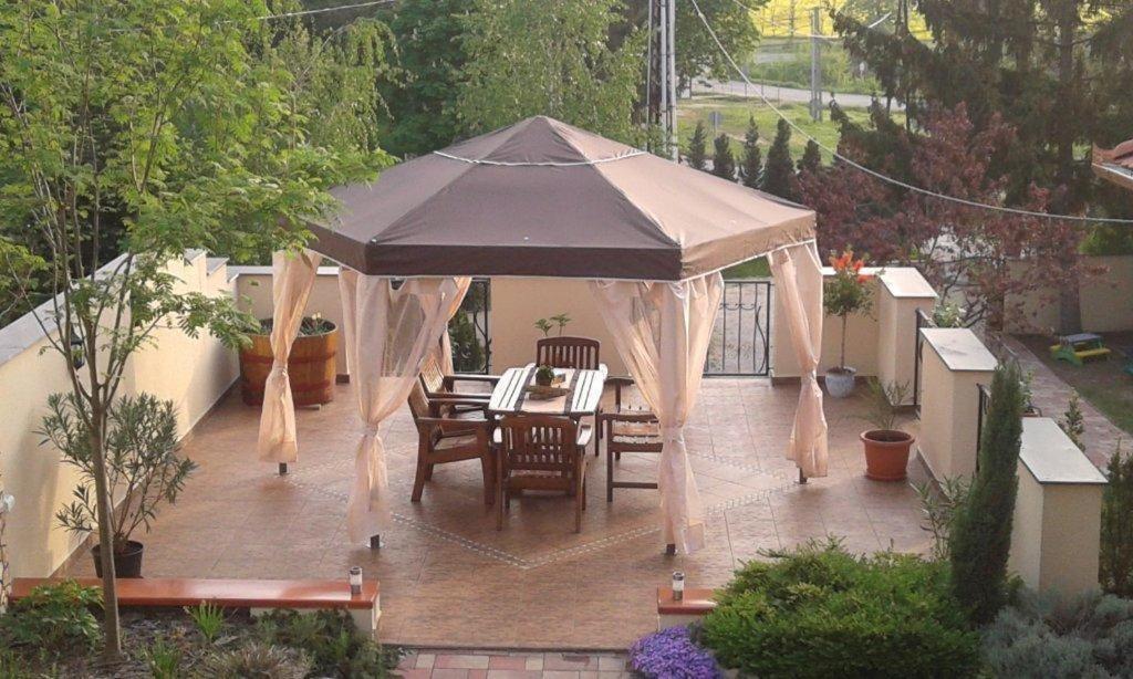 Janus Apartman Sárvár Buitenkant foto